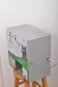 commercial coin operated washing machine